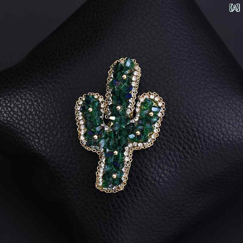 アクセサリー ブローチ おしゃれ 入学式 軽量 ハイエンド 女性 クリスタル サボテン コサージュ コート ピン ファッション