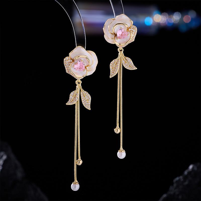 Freshwater Pearl - ピアス レディース 女性用 フレンチスタイル ライトラグジュアリー ジルコニア 高級感 カメリア 花柄 タッセル ロング エレガント 華やか 通勤 オフィス ピンク ホワイト 銅製 電気メッキ加工 春夏