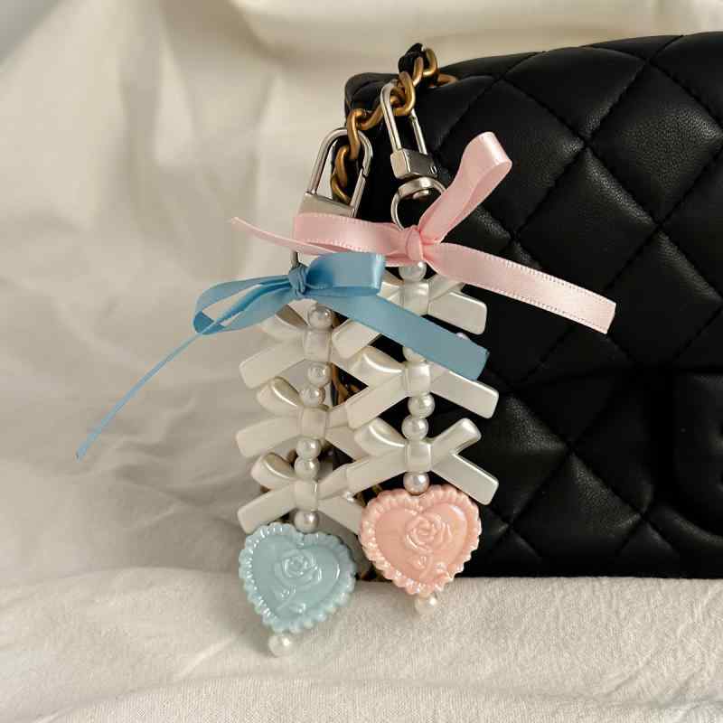 キーホルダー レディース かわいい ハート リボン パール ビーズ バッグチャーム 電気メッキ加工 合金 アクリル フェイクパール
