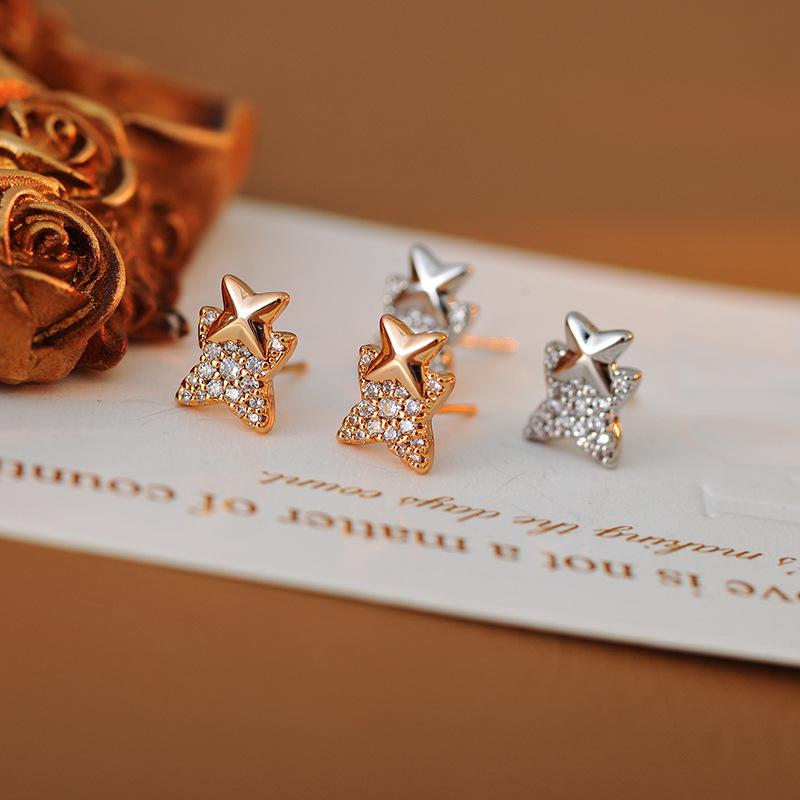 ピアス レディース スタッドピアス 六芒星 星形 パヴェ ジルコニア 上品 オフィス カジュアル 通勤 おしゃれ ローズゴールド ゴールド シルバー 銅合金製 電気メッキ加工 秋冬