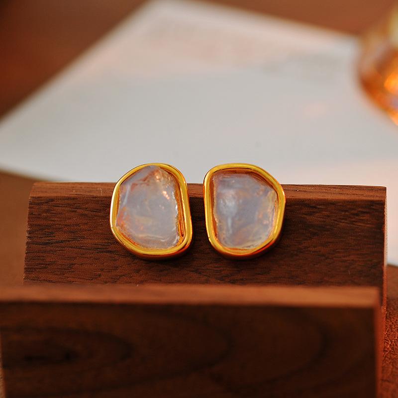 ピアス レディース 秋冬 S925銀針 高級感 上品 アシンメトリー 個性的 幾何学 オーバル形 電気メッキ加工 レトロ かわいい クラシカル スタッドピアス 銅合金製