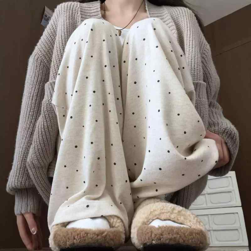 ワイドパンツ レディース 高伸縮性 ドレープ感 ハイウエスト もちもち やわらか ゆったり リラックス ドット柄 水玉模様 低身長向け カジュアル 部屋着 秋冬 オフホワイト