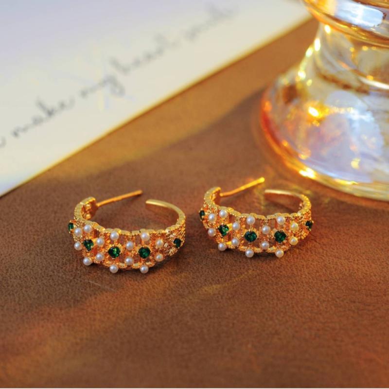 ピアス レディース 銅製 K18金メッキ ゴールドカラー クラシカル レトロ 宮廷風 ロリータ調 彫刻 レー..