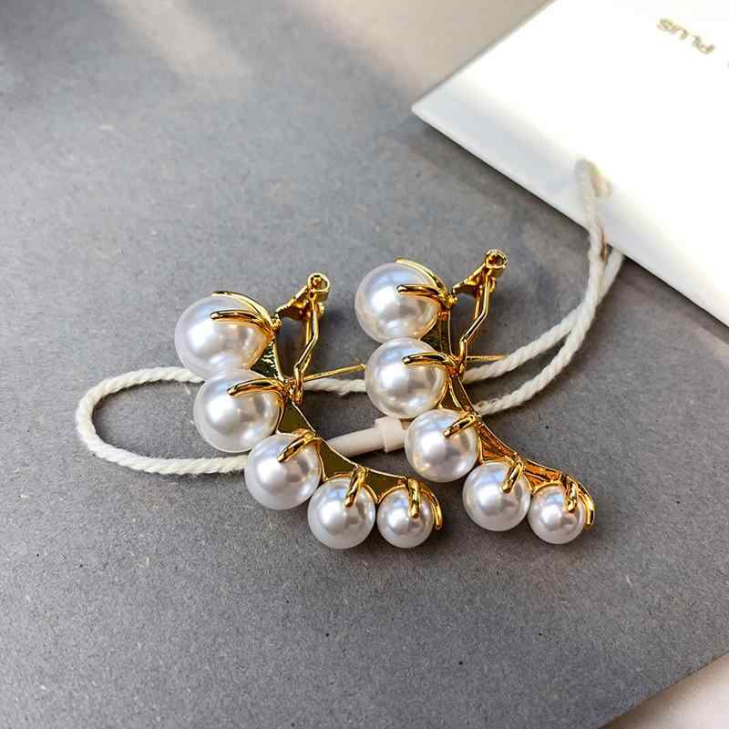 イヤリング レディース フレンチレトロ パール メタル ゴールドメッキ クラシカル 個性的なデザイン 上品 エレガント 高見え 耳飾り