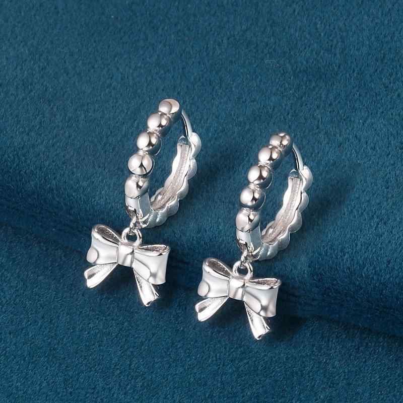ピアス レディース S925純銀製 リボンモチーフ 蝶々結び 上品 高級感 大人かわいい 個性的 シンプル エ..