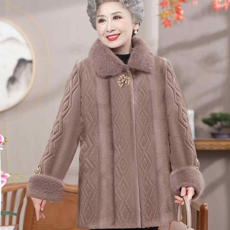 コート レディース シニア ミセス 冬物 裏ボア 暖かい ミンク風ファー ひし形キルト 高級感 ポリエステル お出かけ 正月 前開き ボルドー パープル カーキ