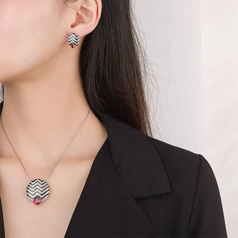 ジュエリーセット レディース 通勤 ジルコニア レッドコランダム ブルーサファイア 波型デザイン 欧米風 ライトラグジュアリー イヤリング ネックレス 銅製 ボックスチェーン