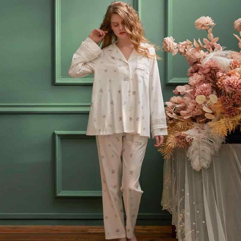 パジャマ レディース 産後 授乳 マタニティ ルームウェア 部屋着 外出OK コットン 天竺ニット 薄手 開襟 前開き 長袖 ロングパンツ 上下セット 小花柄 ゆったり 通気性 ストレッチ 快適 オールシーズン