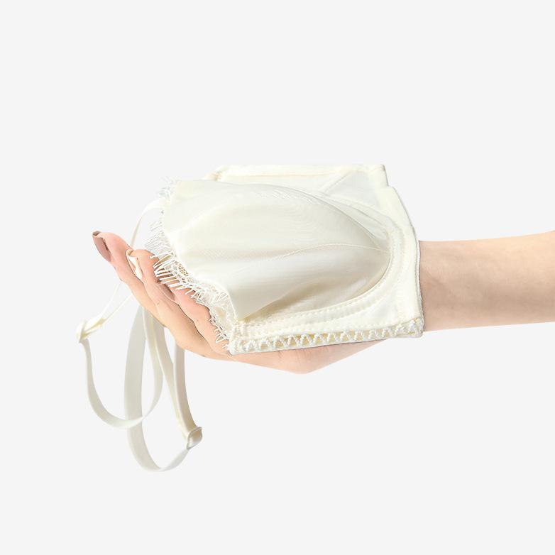 ブラジャー レディース 接触冷感 シームレス 谷間メイク 脇肉すっきり ラテックス 超薄モールドカップ ワイヤー入り フレンチスタイル うさみみ 小胸さん向け レースデザイン 通年 ストラップ取り外し可能