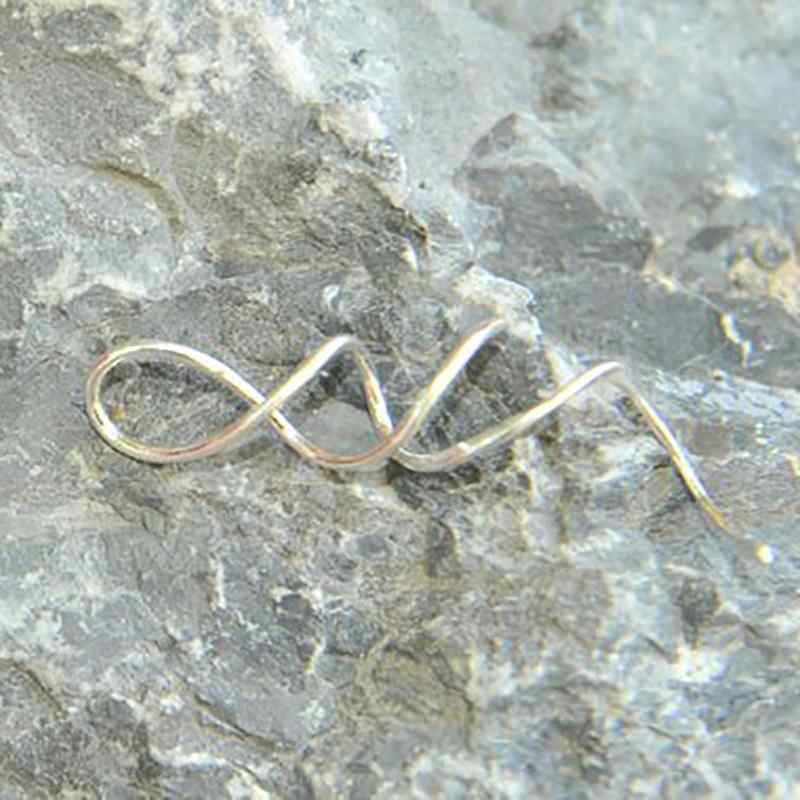 イヤリング レディース ステンレス製 電気メッキ加工 欧米風 スパイラル 幾何学デザイン おしゃれ かわいい ホワイト カジュアル デイリー イベント オリジナルデザイン