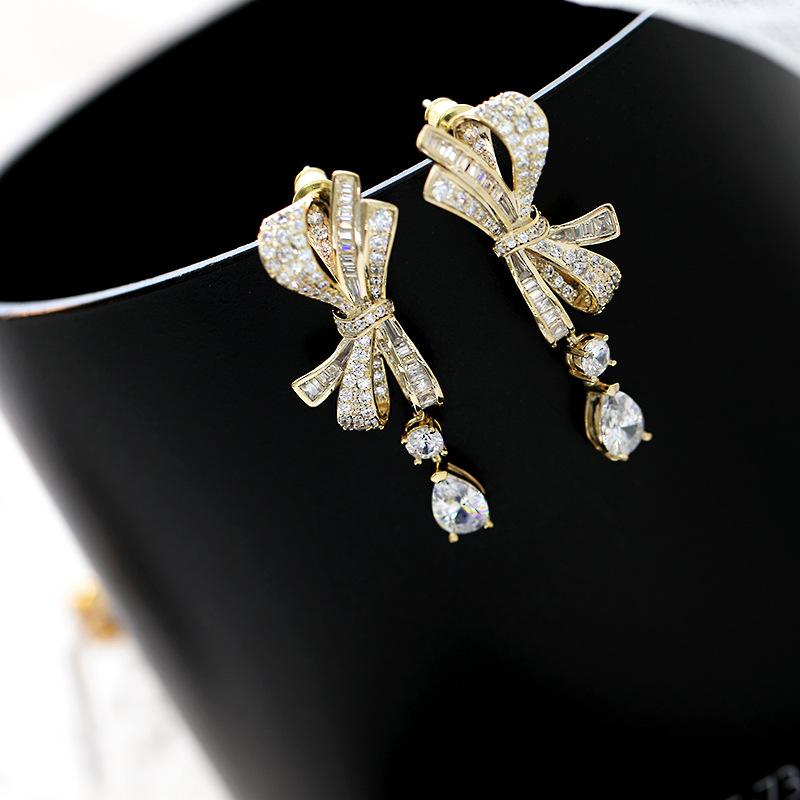 ピアス レディース S925シルバーポスト 高級感 ジルコニア 欧米風 大ぶり しずく 立体リボン フレンチデザイン オフィス カジュアル 通勤 パーティー 結婚式 ゴールド シルバー