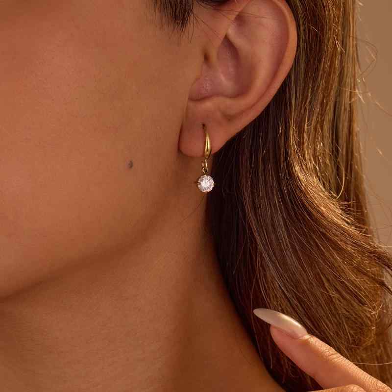 ピアス レディース シンプル ステンレス製 ジルコニア 爪留め フックピアス 軽やかラグジュアリー 高級..