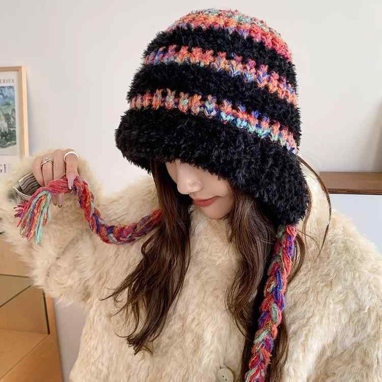 ・カテゴリ: 耳当て付きニット帽・帽子のトップ: ラウンド・カラー展開: ホワイト、ブラック、グレー、カーキ・機能: 首保護、保温、防風・主な素材: ポリエステル 81～95%・スタイル: 日韓風、フレッシュスウィート、韓国スタイル