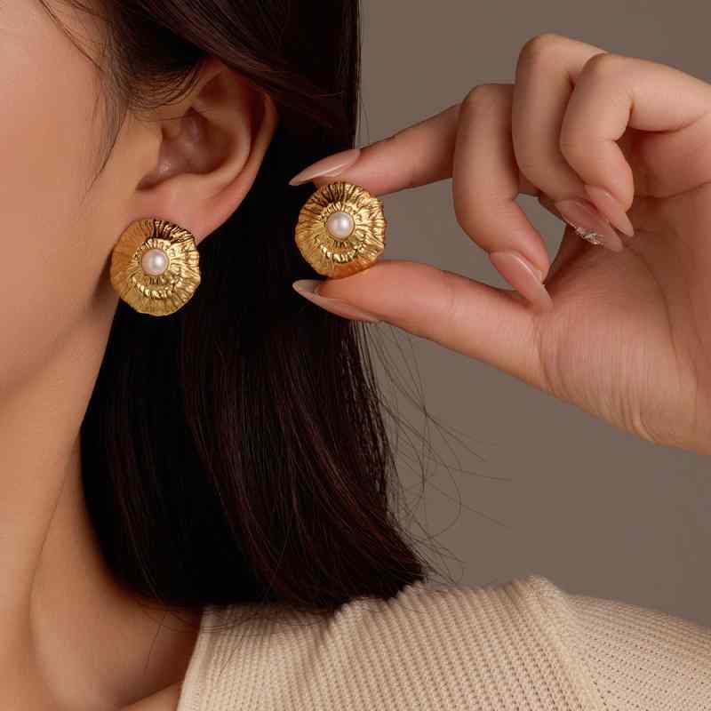 ピアス レディース ステンレス製 金属アレルギー対応 変色しにくい 幾何学 ウェーブ パール付き シンプ..