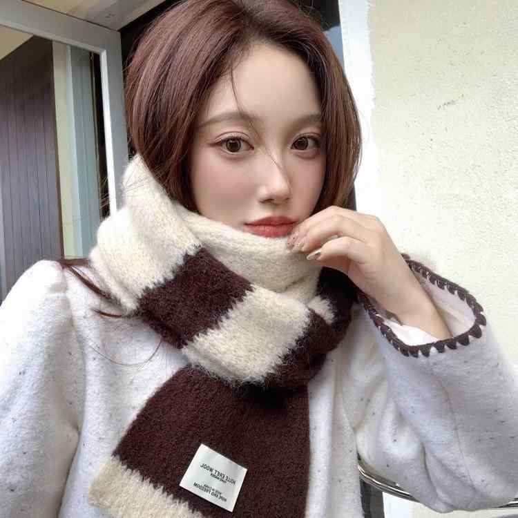 マフラー レディース 防寒 保温 防風 ふんわり もちもち 厚手 ニット 配色ストライプ柄 おしゃれ カジ..