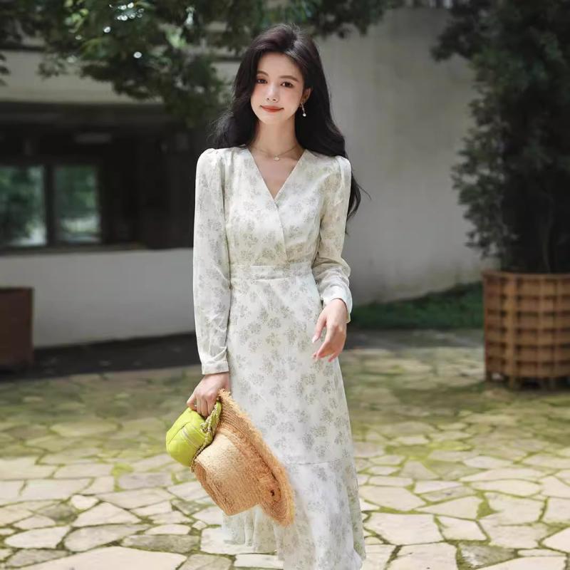 ワンピース レディース Vネック 長袖 切り替え スリムフィット フレンチスタイル 小花柄 シフォン ミディ丈 マーメイドスカート エレガント 綺麗め 若見え 通勤 秋冬