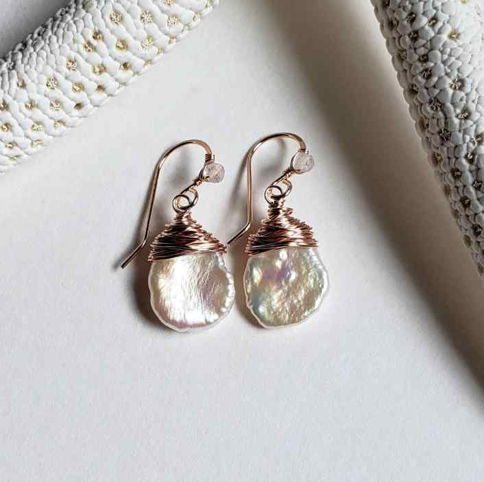 ピアス レディース 女性用 合金製 電気メッキ加工 欧米風 レトロ ファッション 個性的 スネークモチー..