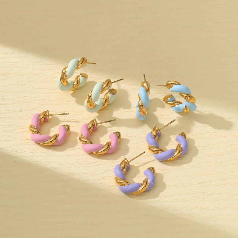 ピアス イヤリング レディース 女性用 マカロンカラー ステンレス鋼 ハート型 ユニークデザイン 個性的 エレガント かわいい レトロ ヴィンテージ 電気メッキ加工 赤色 若草色 桃色 空色