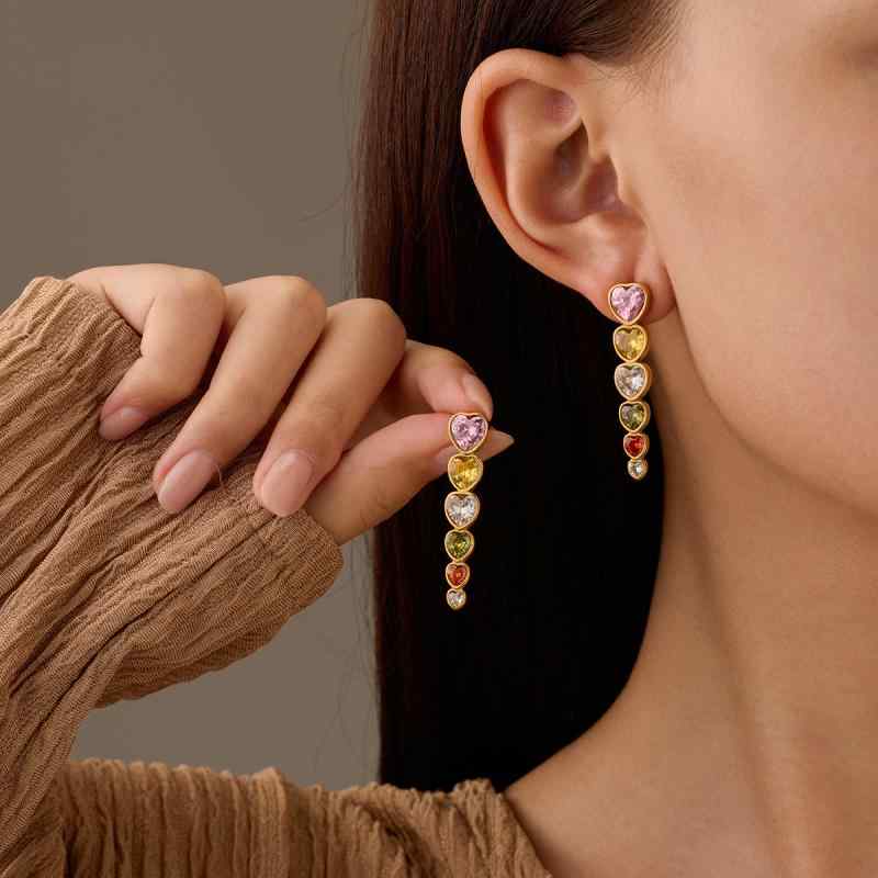 耳飾り レディース ステンレス チタン鋼 欧米風 ハート カラージルコニア タッセル シンプル 通勤 ピア..