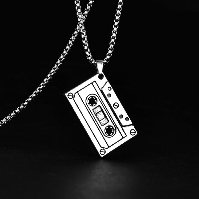 ネックレス 男女兼用 錆びにくい 変色しにくい チタン鋼製 電気メッキ加工 レトロ カセットテープ パン..