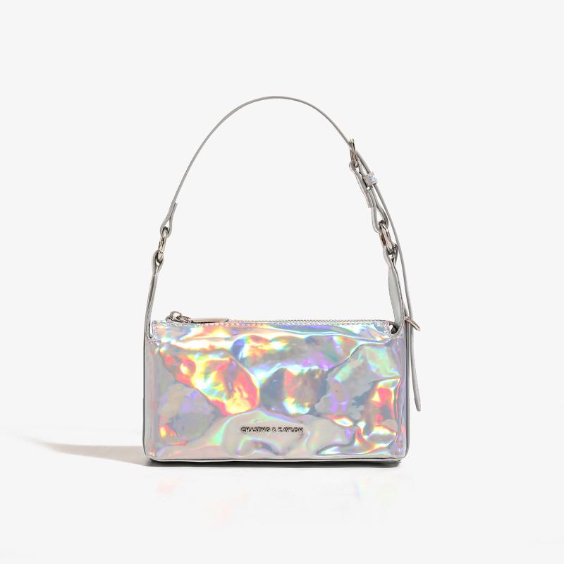 バッグ レディース プリーツ ミラー レーザー ショルダーバッグ 斜め掛け クロスボディ ミニ スクエア 高級感 カジュアル 万能 PUレザー デイリー お出かけ 2way ファスナー開閉 小型