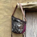 ワンショルダーバッグ レディース 新中華風 山茶花柄 織り アシンメトリー レトロ クラシック 帆布 キャンバス 横型 スクエア ファスナー開閉 内ポケット 外ポケット付き 日常使い お出かけ