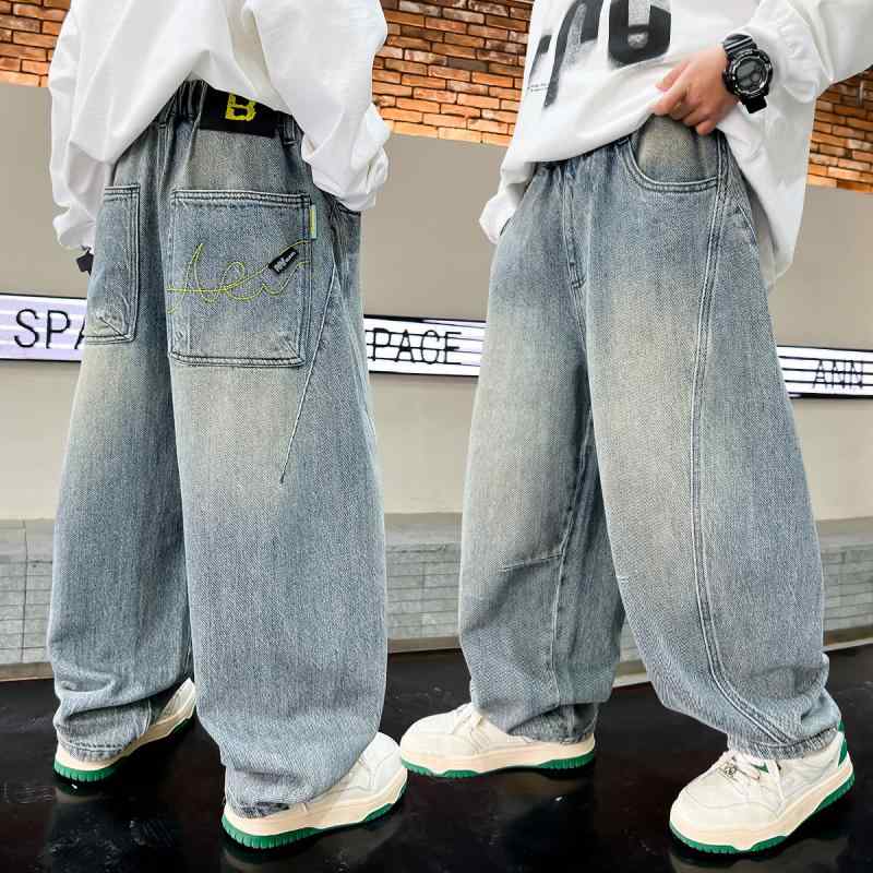 デニムパンツ 男の子 キッズ ジュニア 春秋冬 ゆったり ストレート ワイドシルエット ハイウエスト ウエストゴム 柔らかな肌触り カジュアル 通学用 トレンド おしゃれ ロゴ入り 綿素材