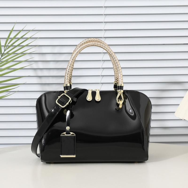 バッグ レディース エナメル加工 光沢 ハンドバッグ ショルダーバッグ 大容量 高級感 PUレザー 枕型 通..