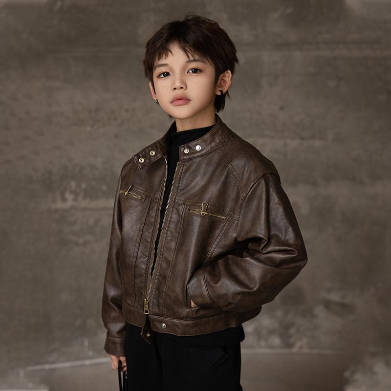 キッズ 男の子 PUレザージャケット ライダースジャケット スタンドカラー ジップアップ ショート丈 レトロ 韓国風 春秋物 ブラウン ブラック