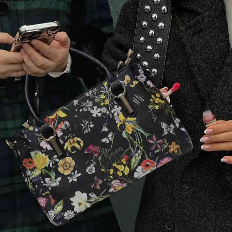 トートバッグ レディース 女性用 多収納 ファスナー開閉 通勤 通学 デイリーユース レトロ 花柄 フラワー柄 上品 エレガント PUレザー 手提げ 肩掛け 斜めがけ 2way(4)