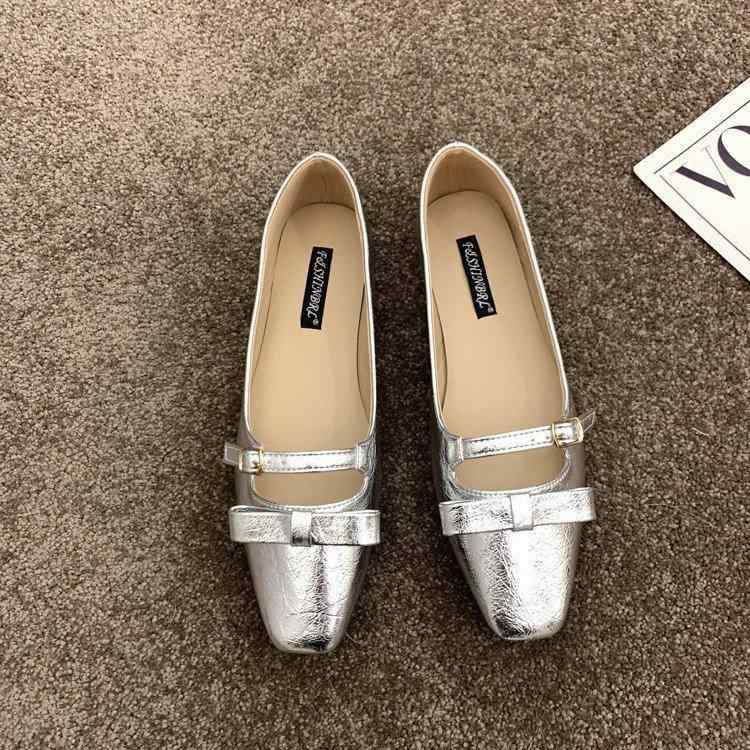 パンプス レディース フラットヒール ローヒール 通勤 オフィス 耐摩耗性 メリージェーン スクエアトゥ ストラップ エレガント 高級感 フレンチスタイル シル...