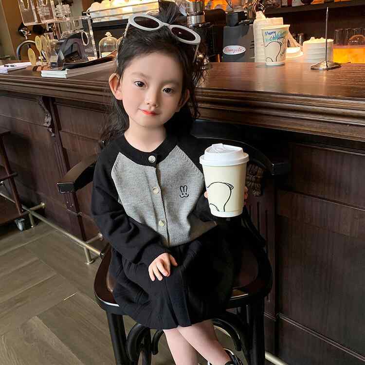 ニットセットアップ キッズ 女の子 春秋 柔らか素材 綿 コットン 長袖 クルーネック カーディガン プリーツスカート 2点セット 無地 前開き 韓国風 オルチ...