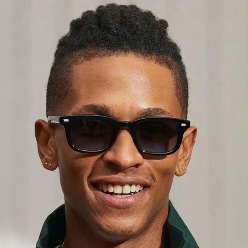 サングラス 男女兼用 UVカット UV400 紫外線対策 軽量 ドライブ 運転 レジャー お出かけ 旅行 ファッション おしゃれ トレンド ストリート レトロ クラシック スクエア型 飾り鋲アクセント シンプル カジュアル 春夏 アイウェア