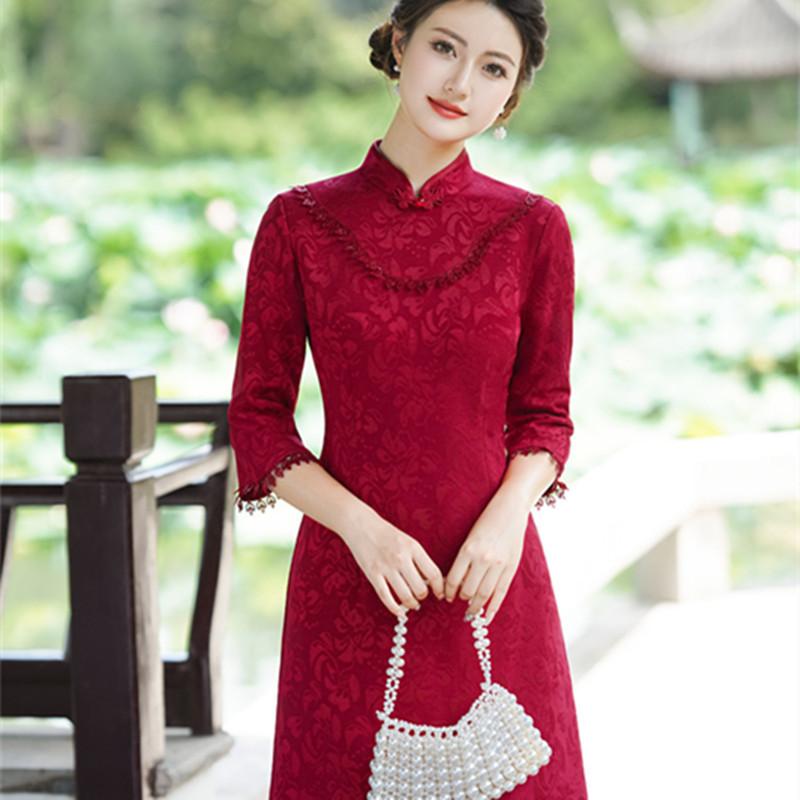 チャイナドレス レディース ストレッチ ジャガード織り 改良アオザイ ポリエステル素材 ミディ丈 七分袖 スタンドカラー ラウンドネック ファスナー開閉 パイピング レトロ クラシカル チャイナ風 大きいサイズ ゆったり 赤 秋冬