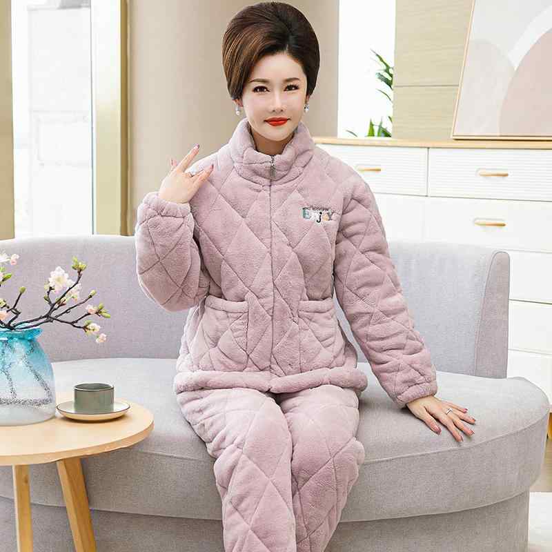 楽天セキュアデポパジャマ レディース シニア ミセス 中綿入り サンゴフリース 極厚 三層 ハイネック ジップアップ 保温 あったか ルームウェア お母さん世代 冬用 上下セット