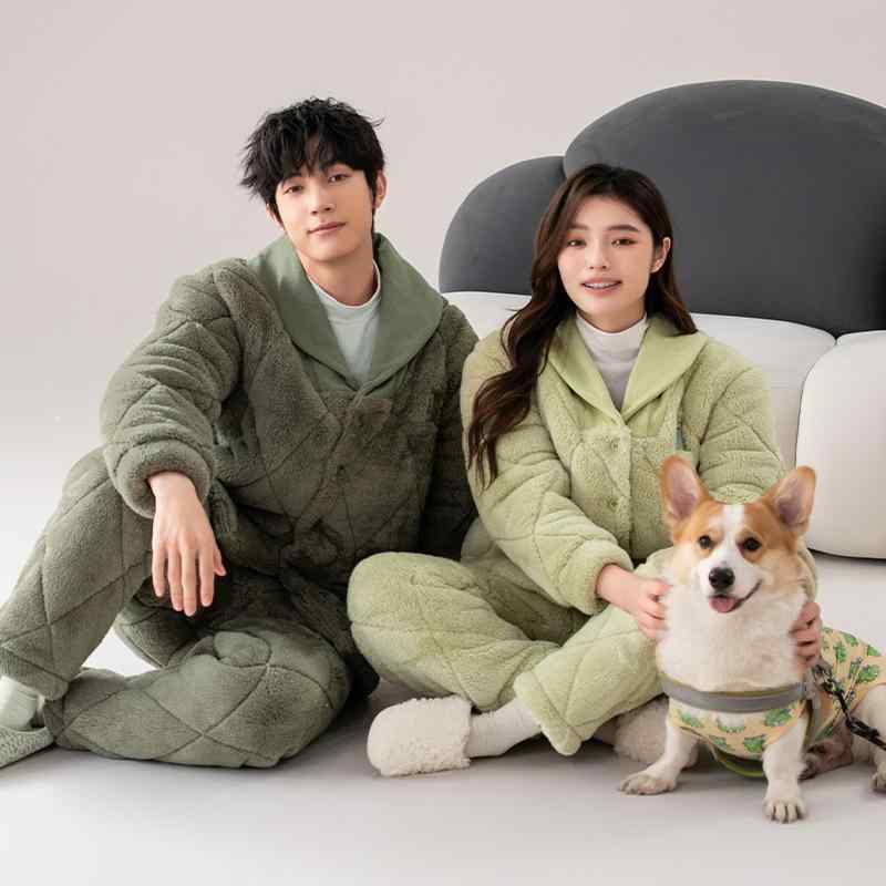 パジャマ メンズ レディース 冬 裏起毛 厚手 サンゴフリース 中綿入り 暖かい あったか かわいい 部屋着 ルームウェア 上下セット カップル お揃い ペア 襟付き 長ズボン