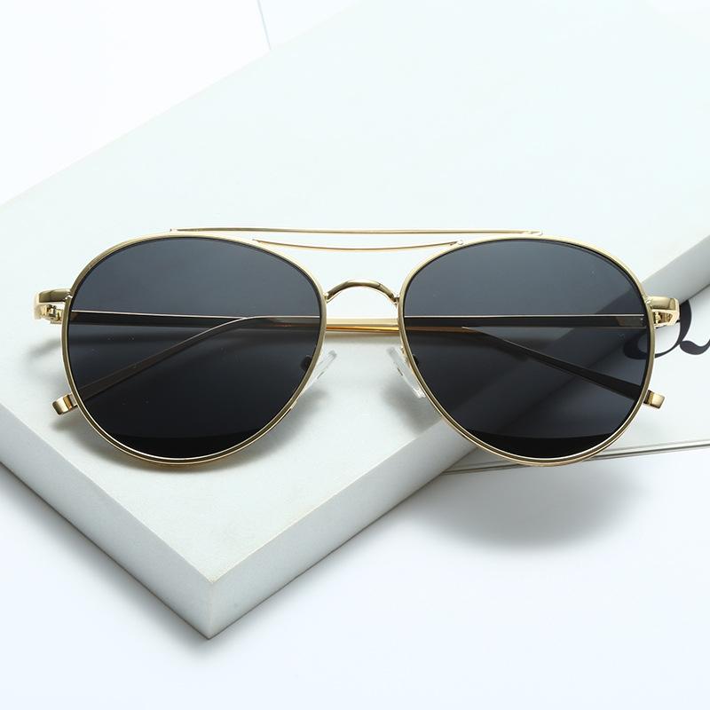 サングラス パイロット 楕円形 メタルフレーム ユニセックス UVカット UV400 運転 ドライブ アウトドア 旅行 サイクリング インスタ映え ゴールド グレーレンズ