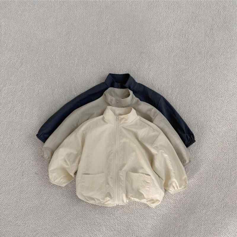 ジャケット 防風 速乾 ベビー キッズ 子供 男女兼用 ナイロンアウター 長袖 スタンドカラー ジップアップ ウィンドブレーカー マウンテンパーカー 秋冬 カジュアル