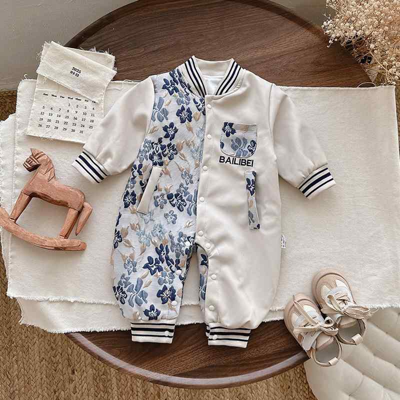 カバーオール 男の子 ベビー 新生児 春秋 長袖 PUレザー 前開き スナップボタン ロンパース おしゃれ お出かけ用 安心 安全 A類基準 かわいい つなぎ アイボリー 80 90 100cm 高級感のある素材