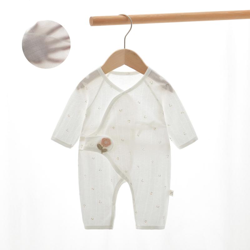 ロンパース 新生児 ベビー服 男の子 女の子 男女兼用 春夏 薄手 軽量 綿100% コットン 通気性 吸湿速乾 腹巻き付き お腹ガード 縫い目なし 前開き スナップボタン 蝶々デザイン A類安全基準 部屋着 パジャマ 0-6ヶ月