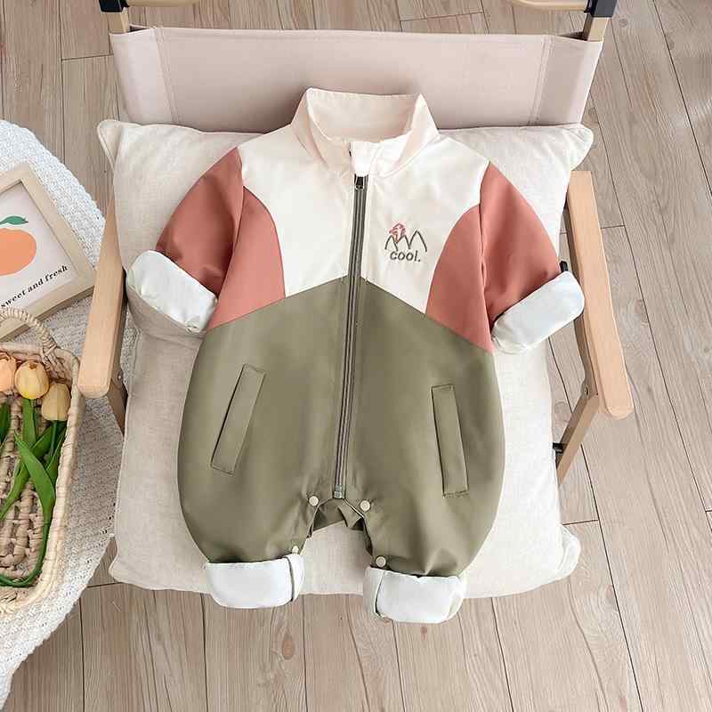 ロンパース ベビー 男の子 防風 切り替え 韓国風デザイン 春秋 長袖 カバーオール 新生児 幼児 赤ちゃ..