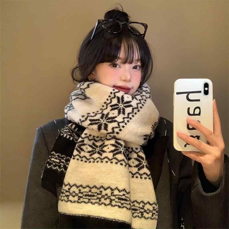 マフラー レディース あったか 防寒 フェイクカシミヤ リバーシブル 雪柄 ニット 厚手 チェック柄 韓国風 おしゃれ 上品 高級感 レトロ 秋冬 通勤 ストー...