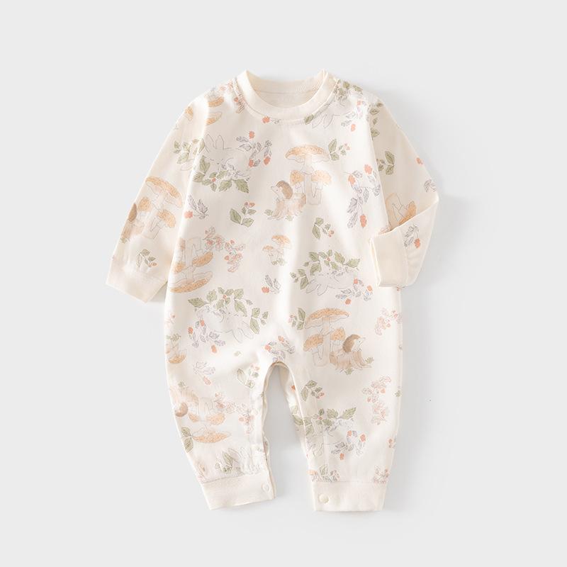 ・カテゴリ: ロンパース・タイプ: 長袖ロンパース・スタイル: 個性的・主な素材: 綿100%・対象年齢: 乳幼児 (1～3歳目安)・性別: 男女兼用・袖丈: 長袖・開閉: プルオーバー・厚さ: 普通・適用シーズン: 春、秋、冬・柄: 宇宙リス、魔法の森、小菊、クリスマスギフト・カラー展開: ホワイト、ベージュ・サイズ展開: 66cm、73cm、80cm、90cm・安全基準: Aランク