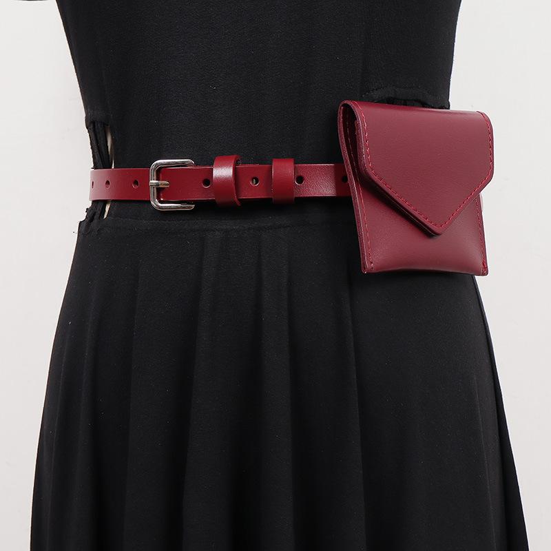 ウエストバッグ ユニセックス スクエア ミニ 本革 牛革 レザー 韓国 ファッション インスタ映え 上品 高見え デイリーユース お出かけ アクセント コンパクト 斜め掛け ボディバッグ