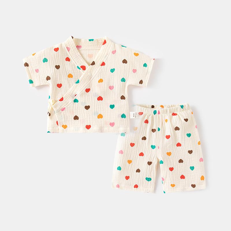 ベビー 子供用 パジャマ ルームウェア 吸湿速乾 薄手 軽量 冷房対策 ダブルガーゼ 綿100% ゆったり 長袖 上下セット Vネック 総柄 股下スナップ オールシーズン 部屋着 安心安全 出産祝い ギフト