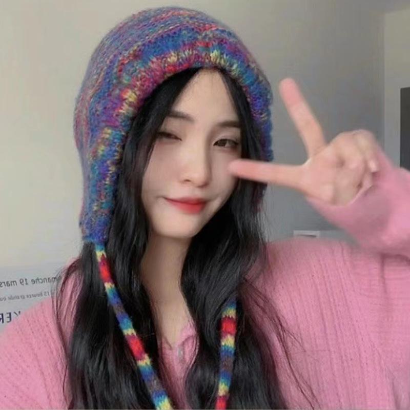 ニット帽 レディース 女の子 秋冬 防寒 防風 保温 あったか 耳当て付き ドローストリング レインボーカラー切り替え アクリル カジュアル 丸いシルエット 帽子
