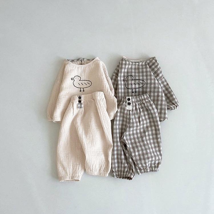 ベビー服 男の子 女の子 かわいい アヒル キャラクター 吸湿速乾 薄手 柔らか 麻綿 チェック柄 韓国風 カジュアル 上下セット