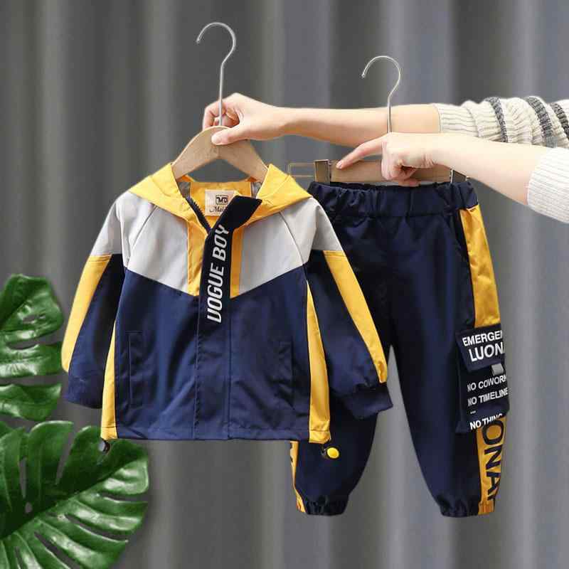 キッズ 男の子 パーカー ロングパンツ 上下セット 春秋 薄手 ジップアップ フード付き スポーツウェア カジュアル 韓国風 普段着 部屋着 ソフト加工 ポリエステル