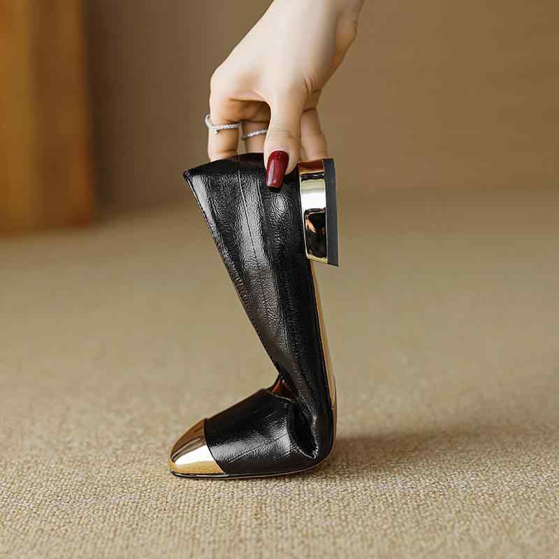 パンプス レディース メタルキャップ スクエアトゥ ローヒール 浅履き シープレザー 本革 バイカラー 太ヒール オフィス 通勤 普段使い 春夏秋冬 オールシー...