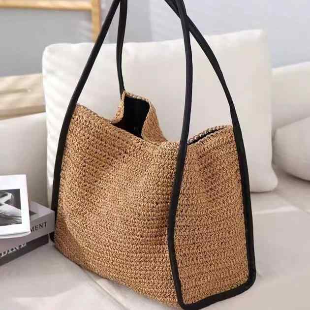 バッグ レディース ショルダーバッグ 大容量 草編み 編み込み シンプル カジュアル おしゃれ 持ち運びやすい 肩掛け鞄 デイリーユース 普段使い